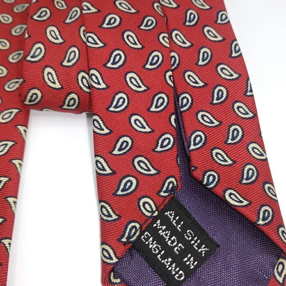 Carriage Trade LTD Tie